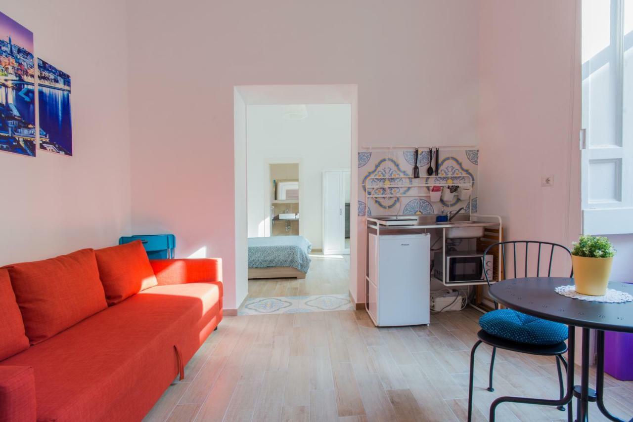 Bed and breakfast In...napoli 3*